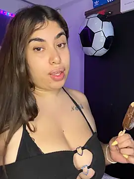 jazminslut online show from July 18, 5:00 am
