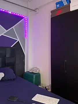 jazminslut online show from July 26, 4:09 am