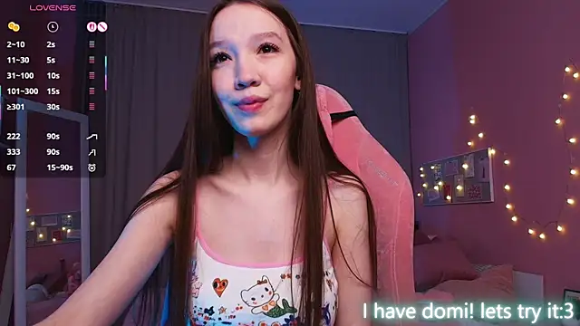 Shriya Sarann online show from February 27, 2:06 pm