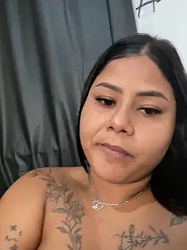 Snapshot of tigresa865 chatting on October 16, 2:20 pm tigresa865 online show from October 16, 2:20 pm