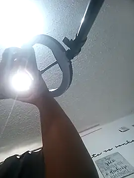 Snapshot of tigresa865 chatting on September 8, 4:39 pm tigresa865 online show from September 8, 4:39 pm