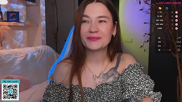 mia here online show from October 21, 11:58 am