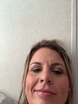 RockieJane online show from February 11, 7:48 pm