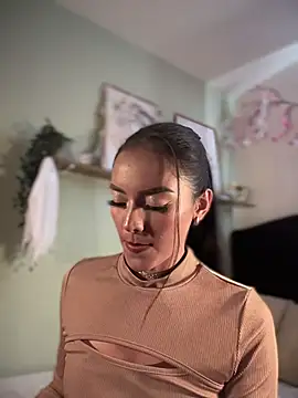 im-isabella online show from October 7, 9:08 pm