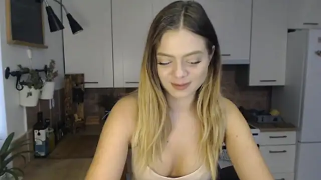 BuffyxLUST online show from November 18, 11:00 am