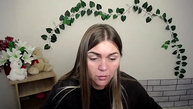 Snapshot of Magic_Katarina_ chatting on September 16, 7:16 am Magic Katarina online show from September 16, 7:16 am