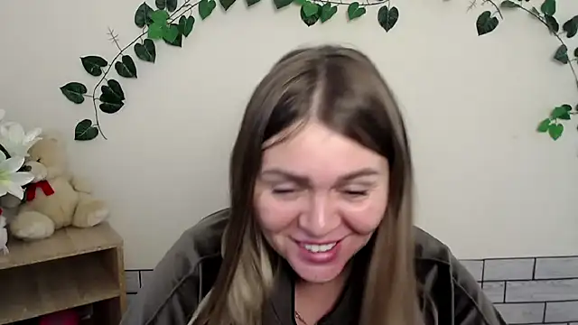 Snapshot of Magic_Katarina_ chatting on October 3, 9:14 am Magic Katarina online show from October 3, 9:14 am