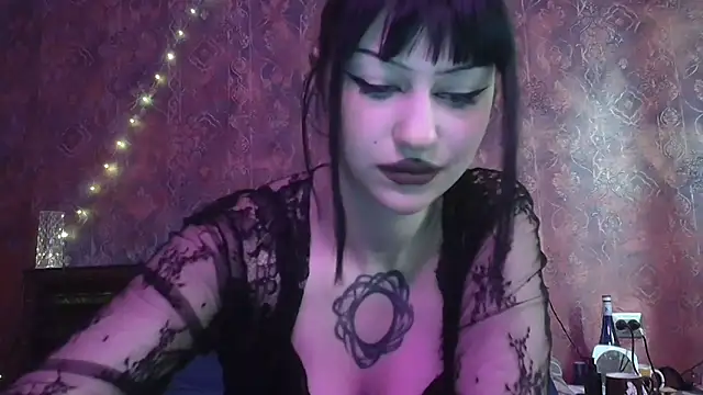 Susie su online show from December 5, 10:27 am