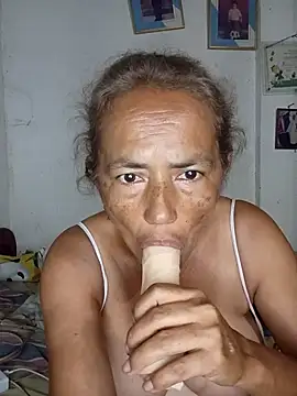 jendall189 online show from November 7, 9:20 pm