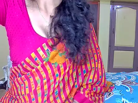 Snapshot of MasTANIYA chatting on October 10, 1:32 am MasTANIYA online show from October 10, 1:32 am