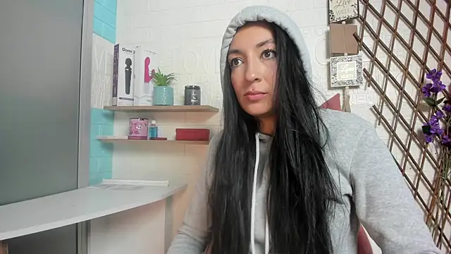 SALOME KORLAND online show from August 1, 2:24 am