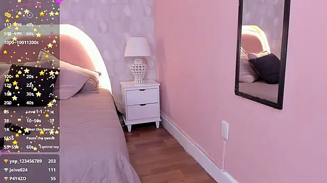 isabella milf  online show from June 18, 7:08 pm