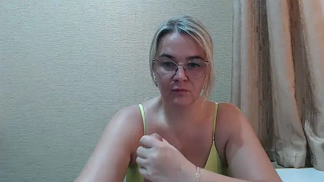 EleanoraDream online show from July 5, 5:13 am