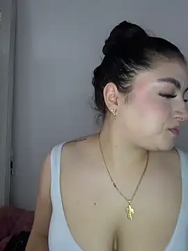 nicolexxaleja online show from July 8, 7:38 pm