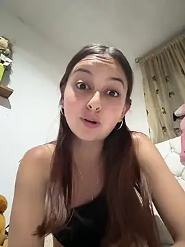 esmeralda diamond69 online show from March 13, 4:58 am