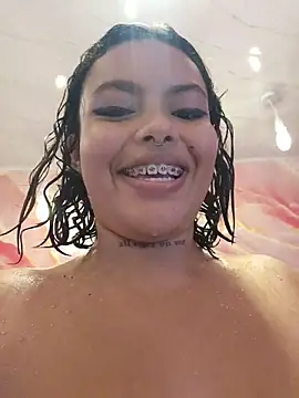 Yessica Lopezz online show from July 28, 3:21 pm