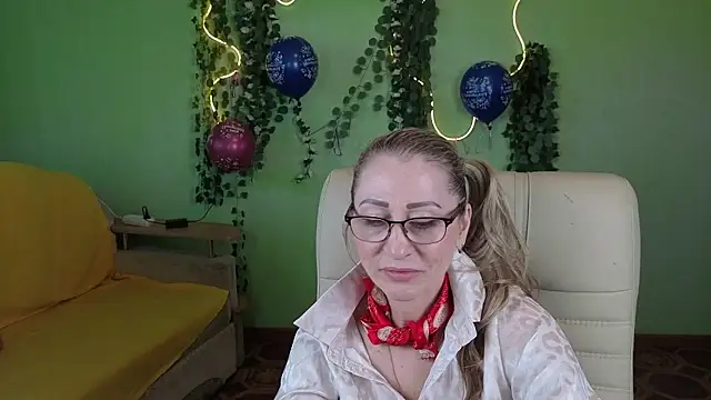 Snapshot of Habibi_Honeyy chatting on September 23, 5:05 am Habibi Honeyy online show from September 23, 5:05 am