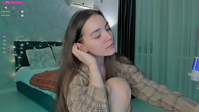 sweete chantal online show from October 6, 5:07 pm