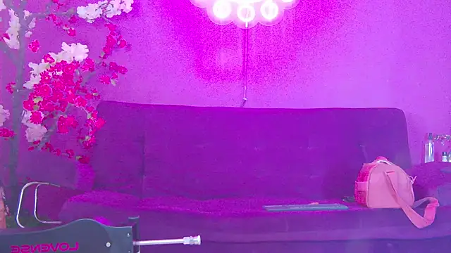 Daliana Gounbolt online show from August 3, 11:38 am