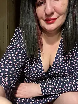 FetishIris online show from February 23, 9:58 pm