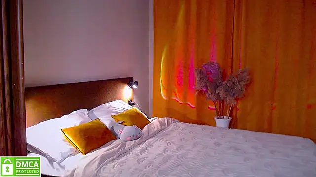 elza rose online show from November 5, 7:30 pm