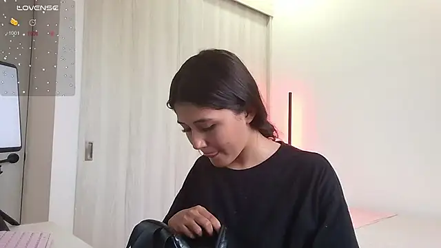 amy innocent 1 online show from June 14, 10:32 pm