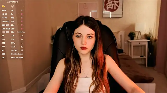Kimmie shine online show from June 6, 2:34 pm