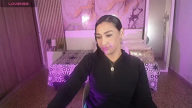 IvyShine7 online show from April 29, 7:08 pm