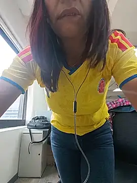  Kamy Hot online show from June 17, 8:10 pm