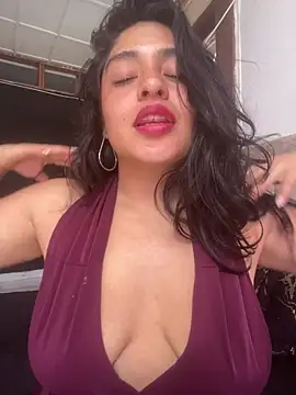 EmilyNoir1 online show from June 27, 5:52 pm