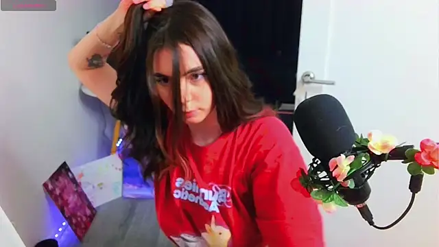 peachyness online show from June 26, 1:34 pm