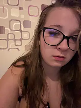 SweetTeenGirl online show from November 19, 9:48 pm