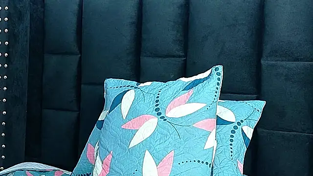 MySugarmoomy online show from June 28, 7:42 pm