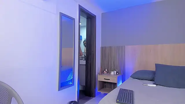 Atenea Clerk online show from September 19, 12:48 pm