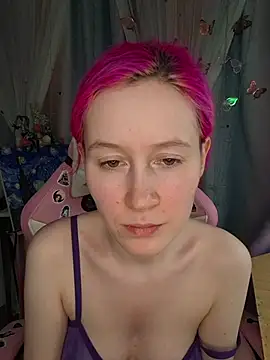 Fuzzy Unicorn online show from April 29, 7:41 pm