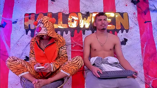 Brownie Lovers online show from October 25, 10:38 pm