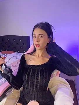 Lia  1 online show from March 3, 8:37 pm