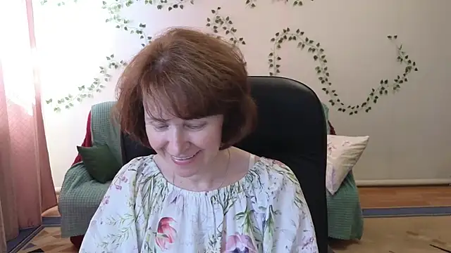 Lia Tito online show from June 11, 7:27 am