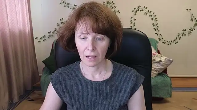 Lia Tito online show from June 9, 1:21 pm