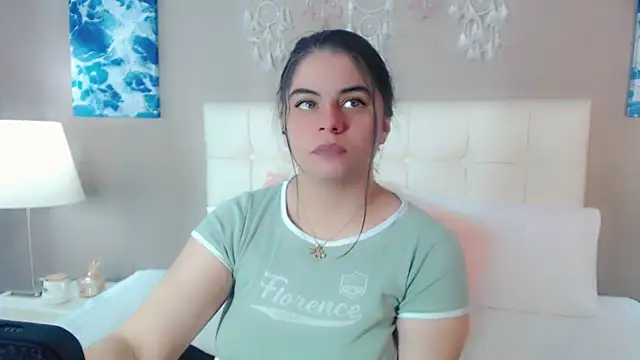 maddissonivanova online show from February 28, 7:46 pm