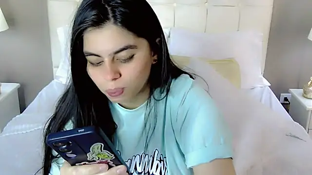 maddissonivanova online show from September 20, 10:30 pm