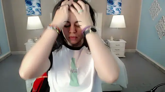 maddissonivanova online show from October 20, 7:17 pm