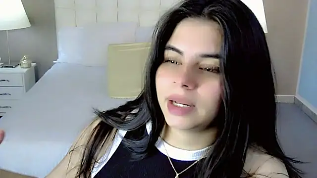 maddissonivanova online show from October 7, 7:51 pm