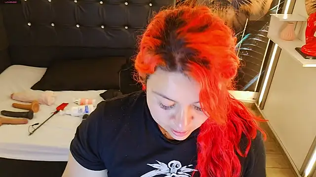 Witch Scarlet online show from May 2, 1:09 am