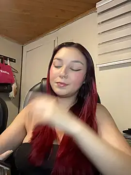 Karen18 boobs online show from June 25, 5:12 am