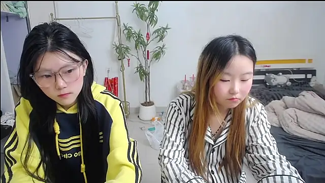 Babygirls523 online show from November 1, 6:34 pm