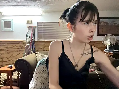 the holy t online show from September 18, 4:49 pm