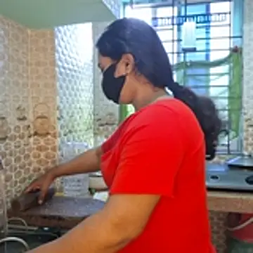 Bristy- online show from November 25, 8:49 am