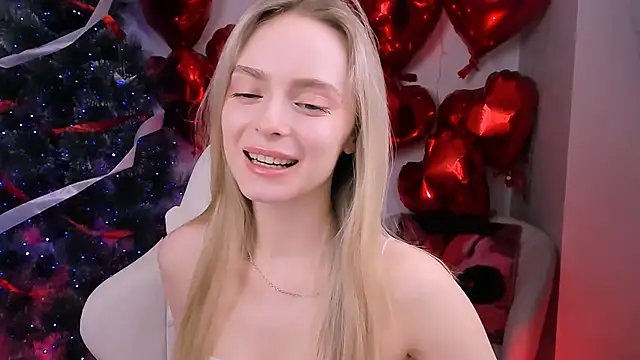 JuliaBrewwer online show from March 18, 3:06 pm