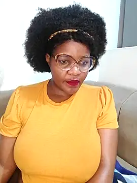 ChubbyBitch26 online show from July 1, 8:41 pm